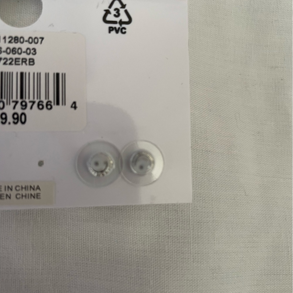 🤍2/$27 Ricki’s NWT 3pc Earrings - Picture 5 of 5